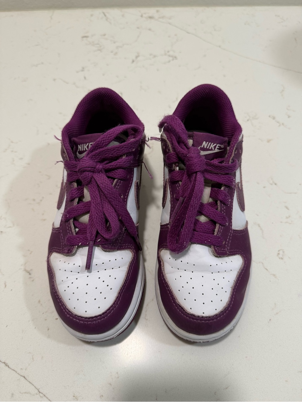 Nike Kids White and Purple Low-Top Sneakers